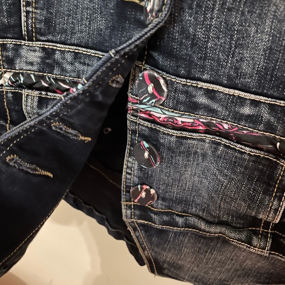 COPY - Dereon Denim - Picture 5 of 5